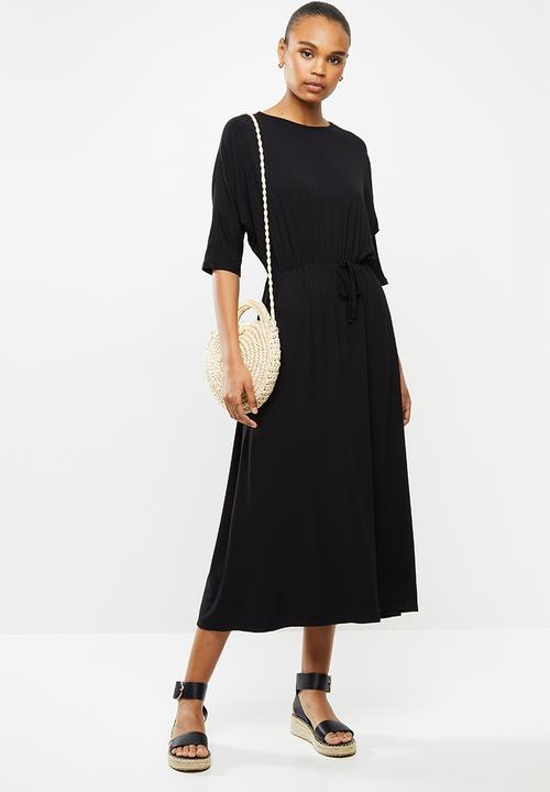 edit - Grown on sleeve knit maxi - black