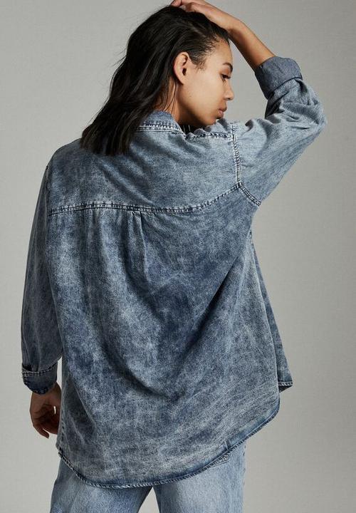 Cotton On - Boyfriend shirt - mottled denim