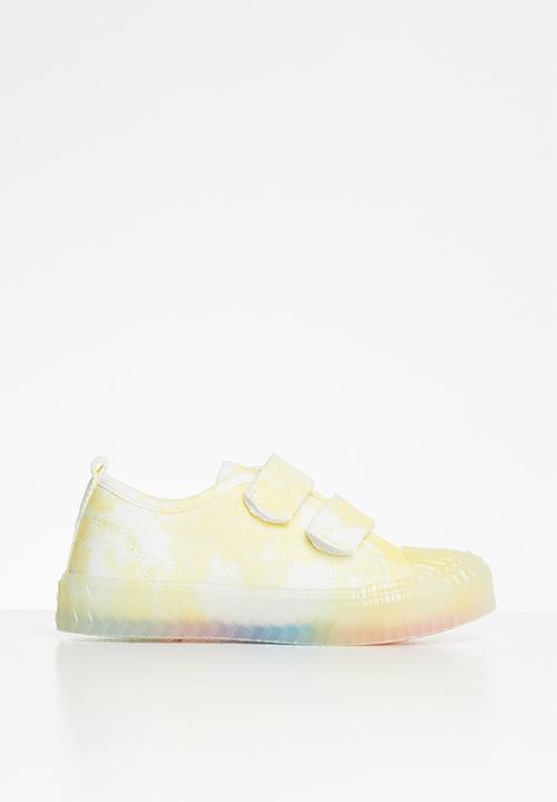 Pop Candy - Girls strap sneaker - yellow & white