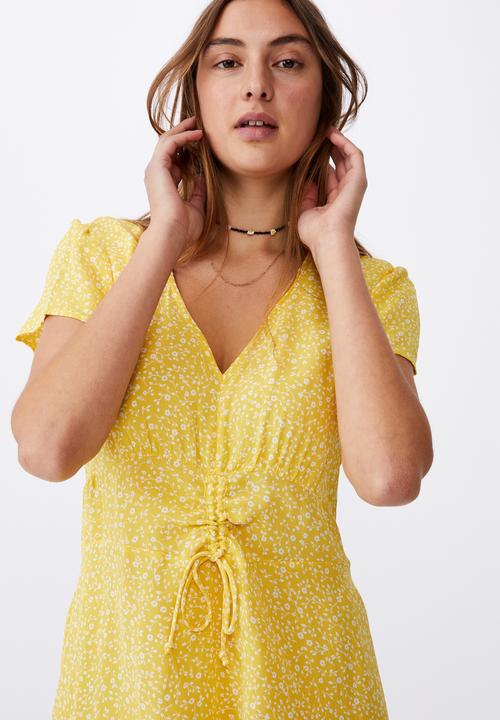 Cotton On - Woven marissa gathered front mini dress - ingrid ditsy bamboo
