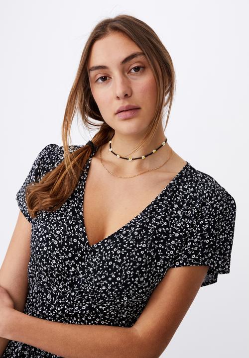 Cotton On - Woven marissa gathered front mini dress - ingrid ditsy black