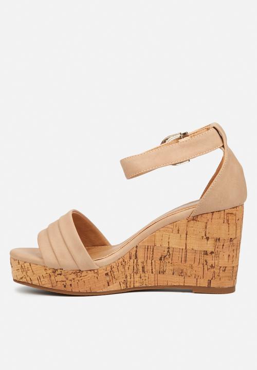Miss Black - Irra wedge - nude