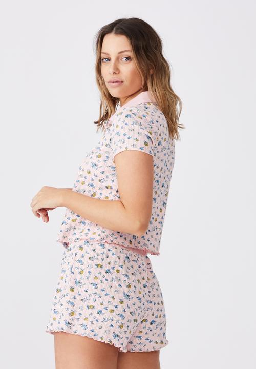 Cotton On - Knit pointelle bed short -butterfly ditzy/rose water marle