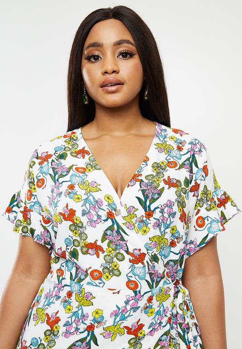 Glamorous - Plus size tiered floral maxi - multi 