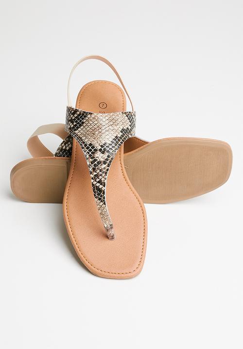 Superbalist - Londdi t-bar sandal - black & neutral