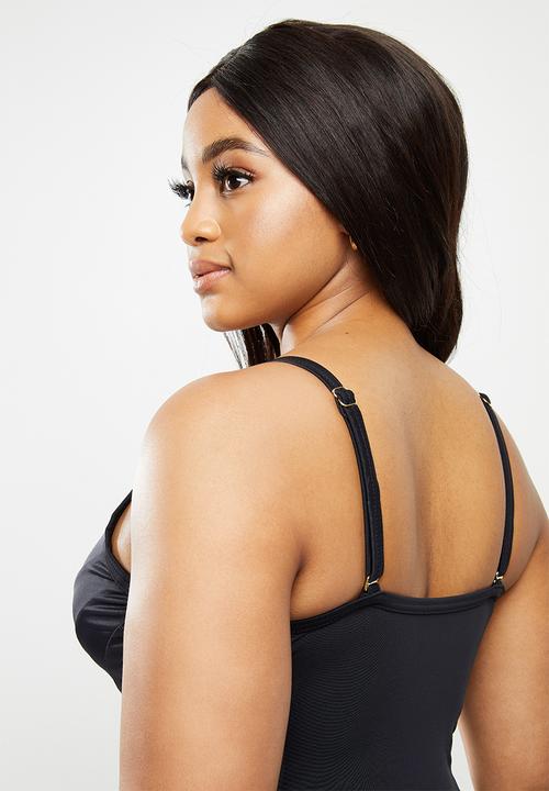 Jacqueline - Highneck slash one piece - black