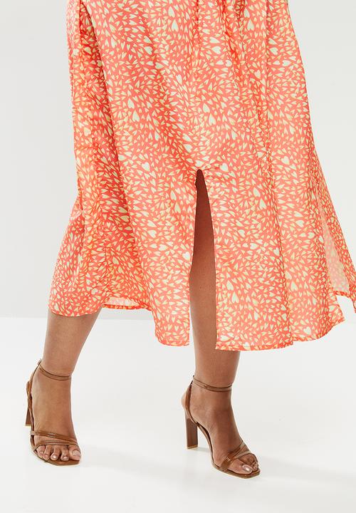 Glamorous - Plus size printed heart midi split skirt - pink & yellow