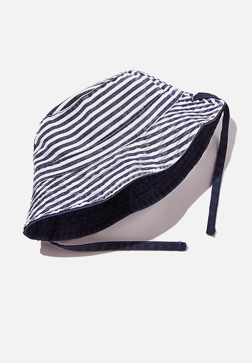 Cotton On - Reversible bucket hat - white navy stripe