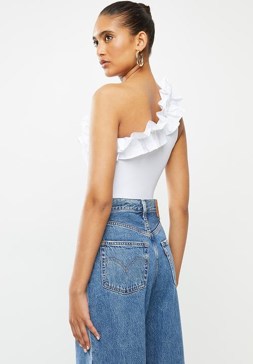Blake - Ruffle bardot fitted top - white