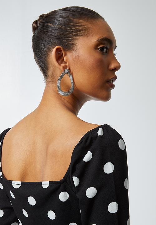 Superbalist - Squareneck top- Black & white spot
