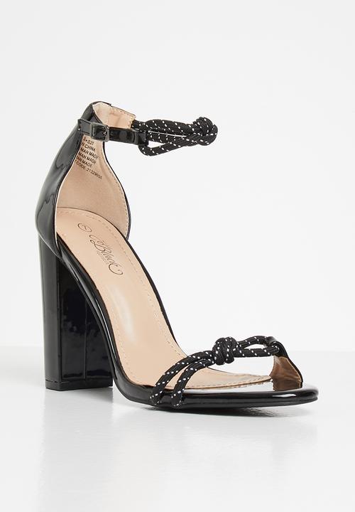 Miss Black - Levels heel - black