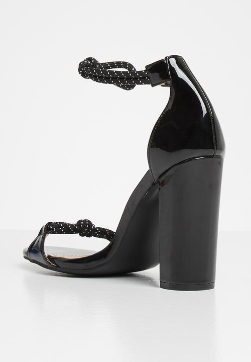 Miss Black - Levels heel - black