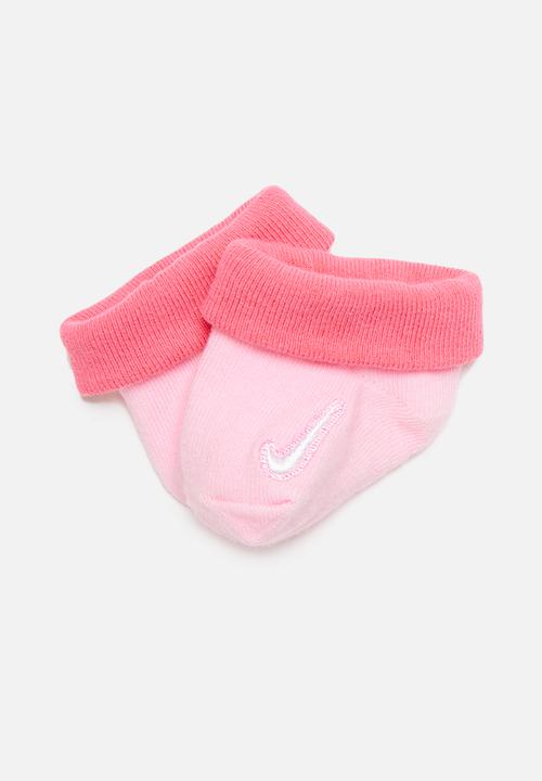 Nike - Simple swoosh hat & bootie - pink 
