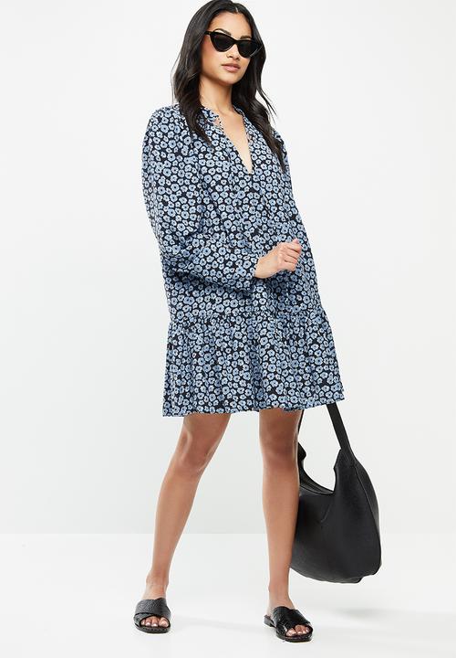 Glamorous - Petite Dusty blue mini floral drop waist dress - light blue