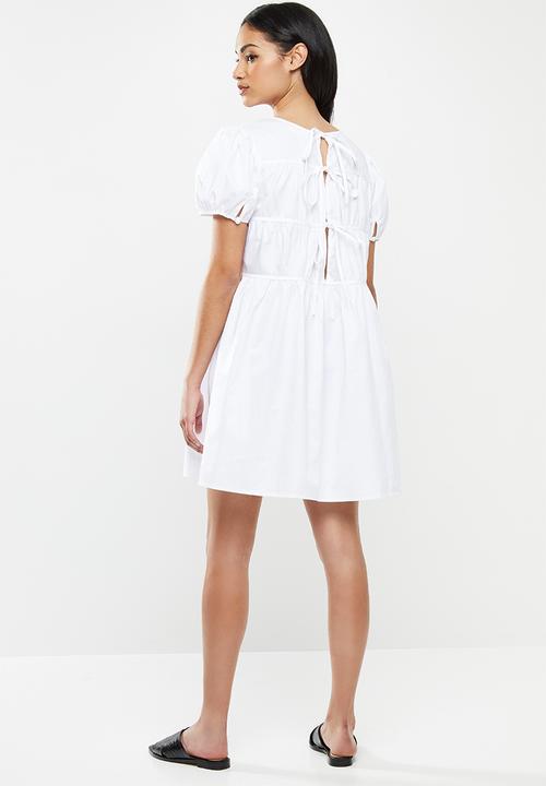 Glamorous - Petite Puff sleeve tiered mini  - white