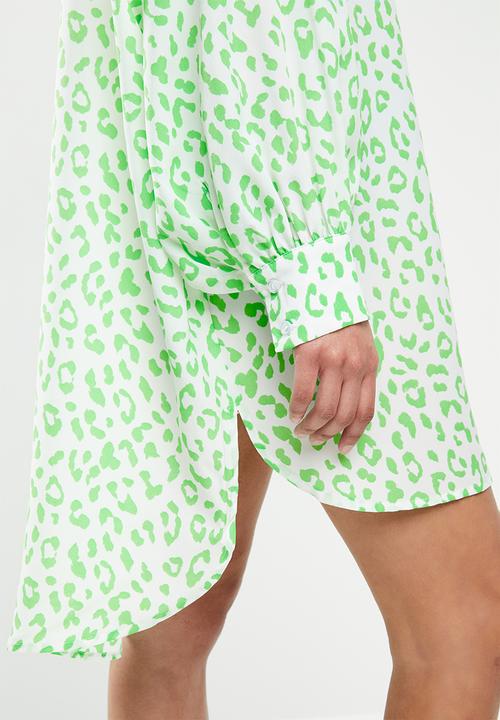 Glamorous - Petite Leopard shirt dress - green