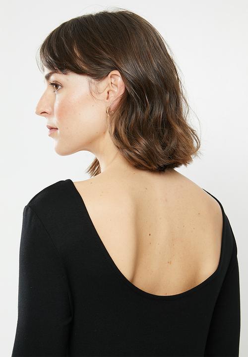 edit - Slashneck scoop back tee - black