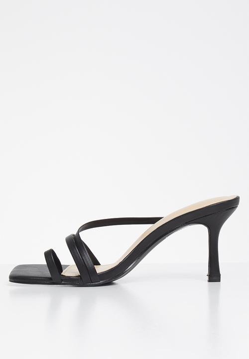 Public Desire - Bombshell low heel strappy mule - black