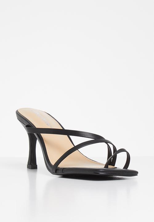 Public Desire - Bombshell low heel strappy mule - black