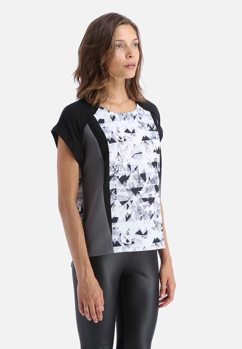 Y.A.S - Reflect Top