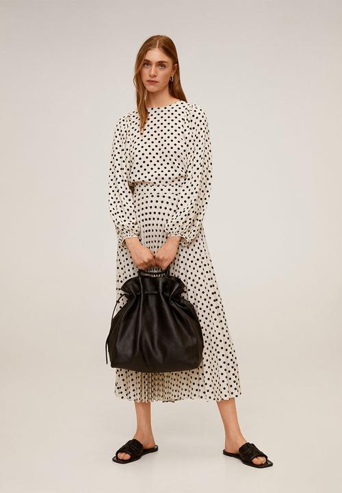 MANGO - Volume blouse - black & white