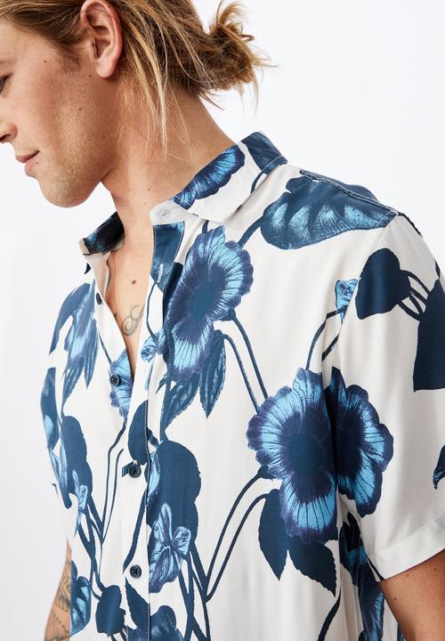 Cotton On - Short sleeve resort shirt - blue & white 