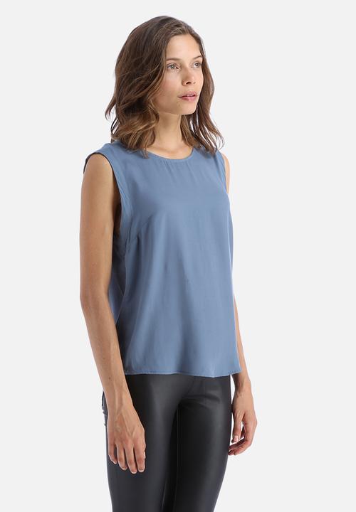 Y.A.S - Janisan Tee