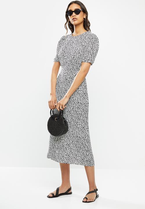 Glamorous - Short sleeved fitted midi - white & black 