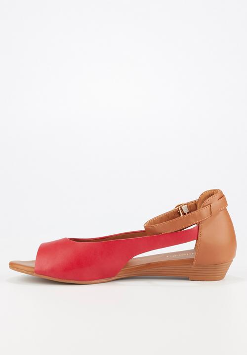 Butterfly Feet - Cardi sandal - red