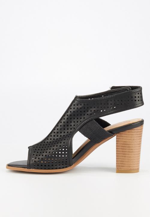 Butterfly Feet - Dutch heel - black