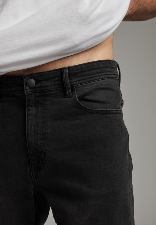 Cotton On - Raw crop jean - raven black