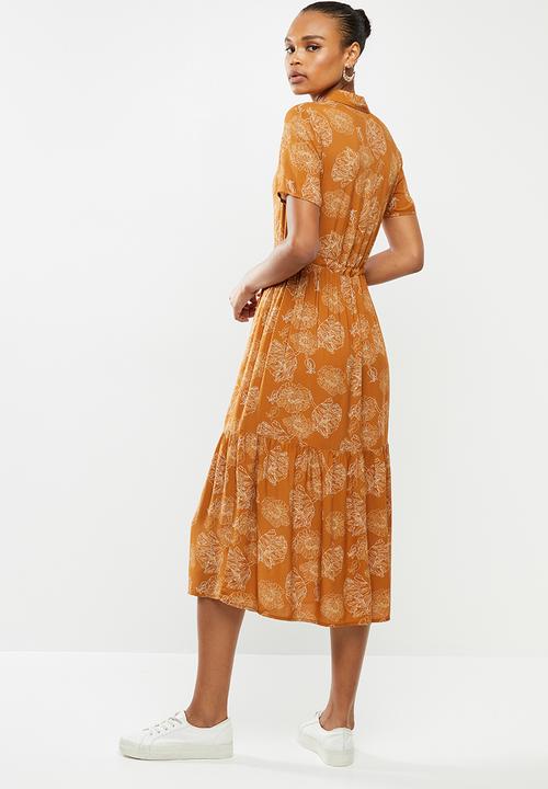 edit - Short sleeve collar tiered shirt dress - rust 