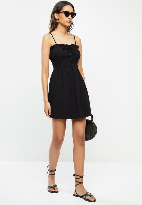 Glamorous - Ruched bodice mini with spaghetti straps - black