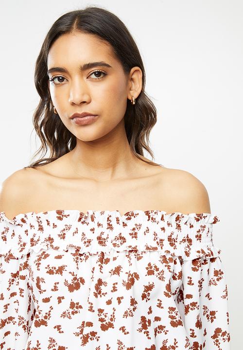 Glamorous - Bardot sleeve blouse- white floral