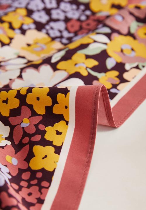MANGO - Rose neck scarf - light pastel pink