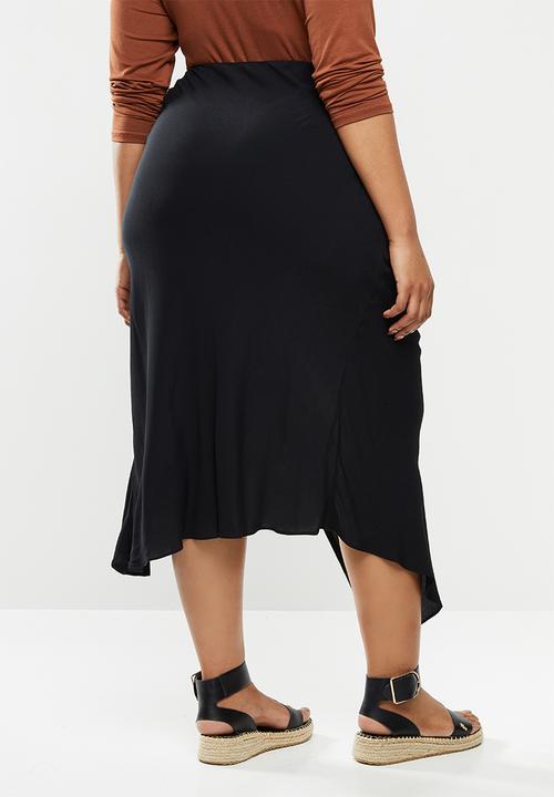 Glamorous - Plus high waisted midi skirt with split - black