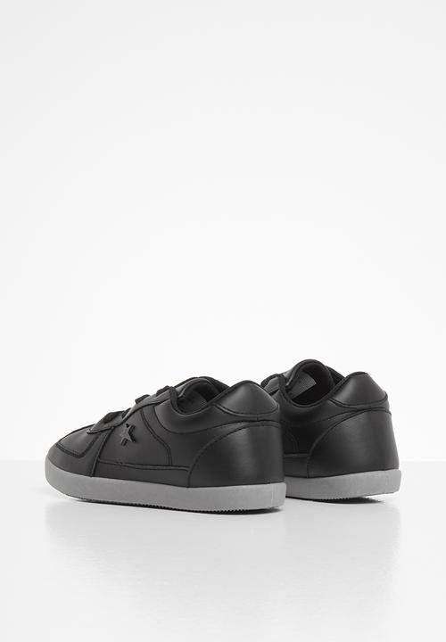 SOVIET - K cecil - black & grey