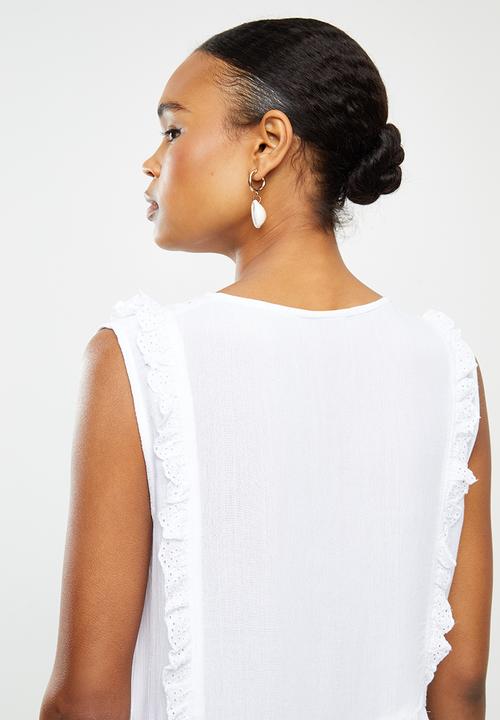 Brave Soul - Frill sleeve top with front lace - white