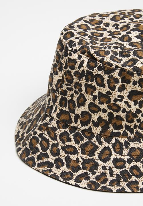 Superbalist - Animal print bucket hat - multi