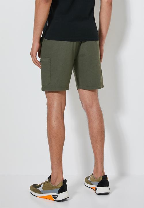Superbalist - Osaka utility short - green 