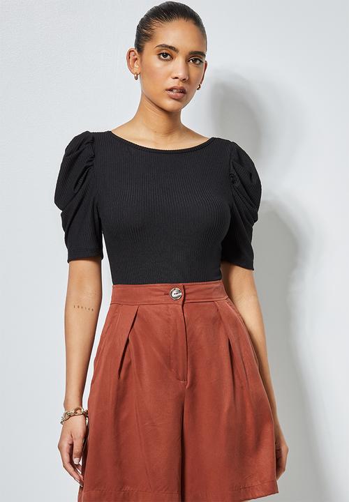 Superbalist - Hi neck V-back rib bodysuit - black