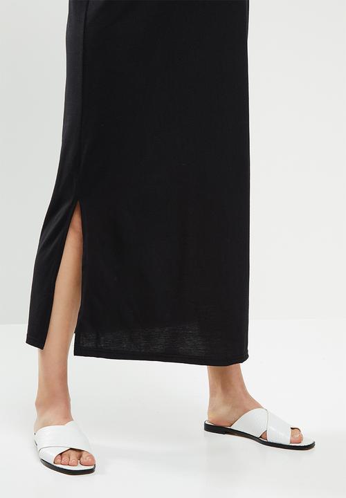 Superbalist - Maternity maxi crew neck T-shirt dress - black