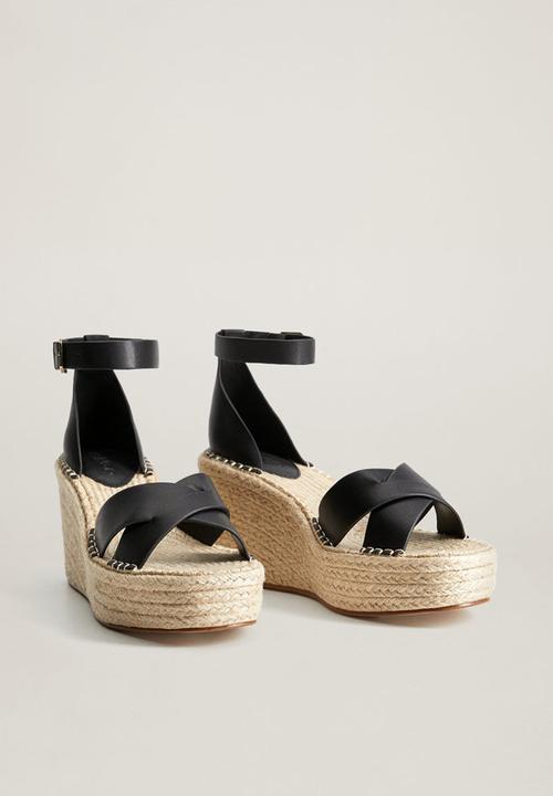 MANGO - Cross wedge - black