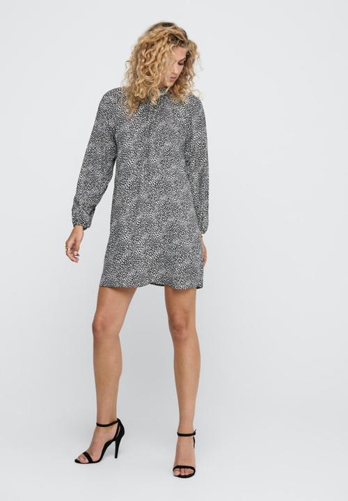 Jacqueline de Yong - Pearl shirt dress- black & white