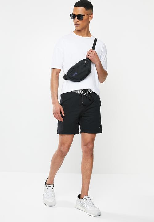 Rip Curl - Stripey relaxed short - black