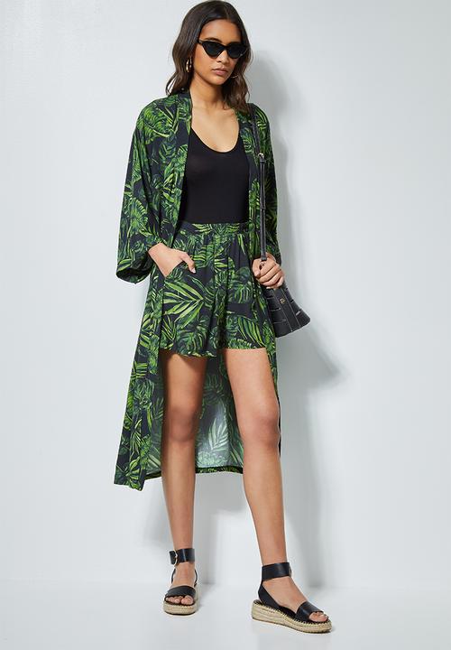 Superbalist - Pull on shorts - green & black 