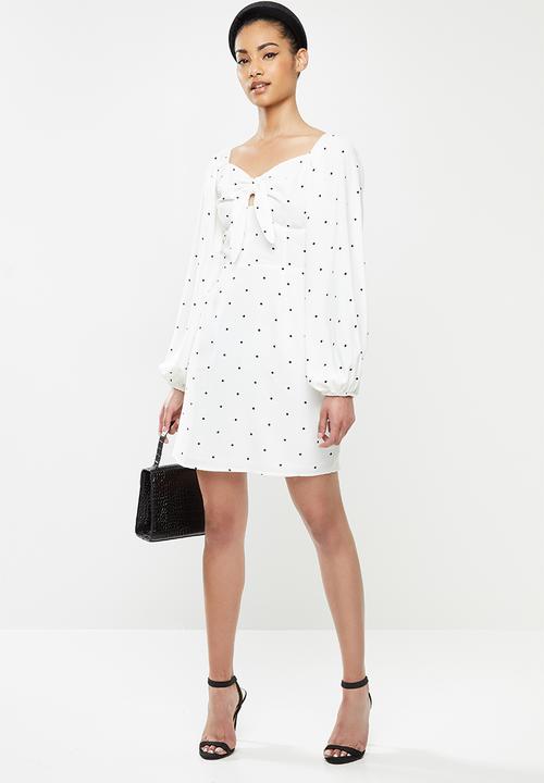 Glamorous - Petite sweetheart bodycon dress - white & black