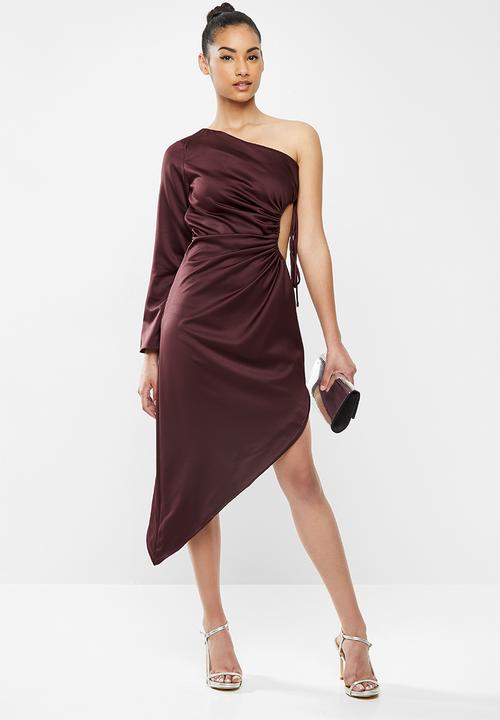 Glamorous - Petite sateen one shoulder with open side - plum