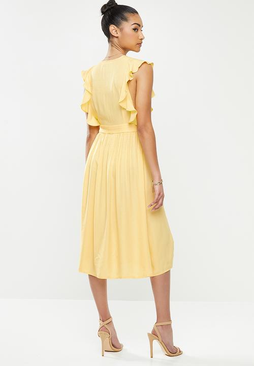 Glamorous - Petite deep v tie front midi dress - yellow
