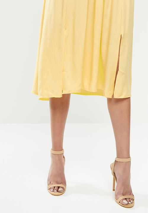 Glamorous - Petite deep v tie front midi dress - yellow